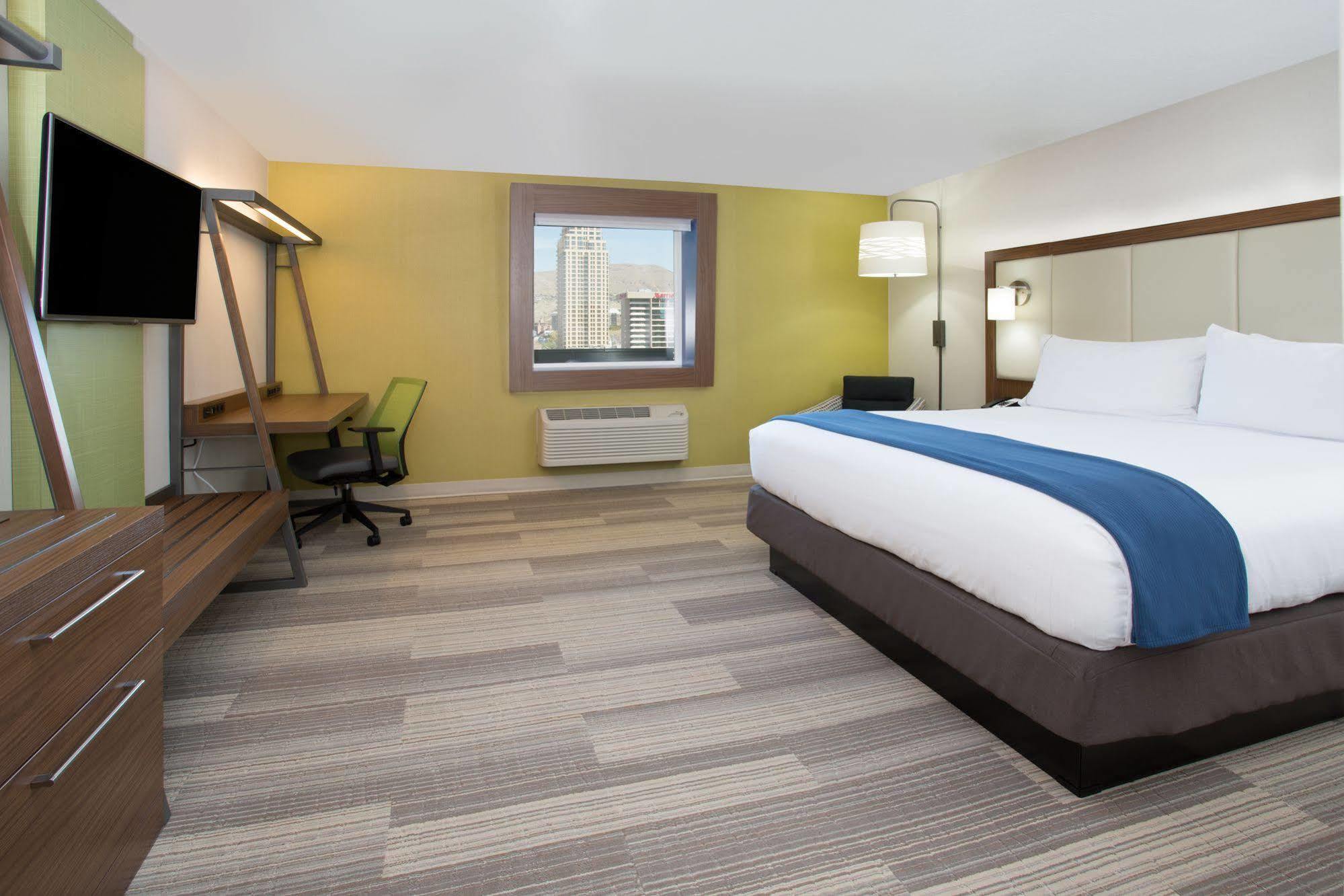 Holiday Express & Kingston-ulster By Ihg 3*