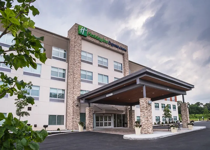 Holiday Inn Express & Suites Kingston-Ulster By Ihg