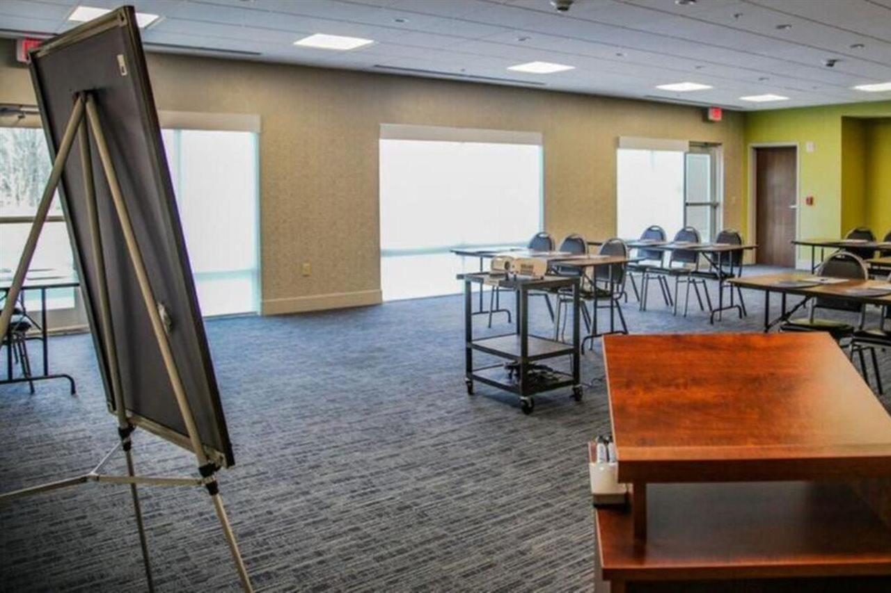Holiday Inn Express & Suites Kingston-Ulster By Ihg Lake Katrine