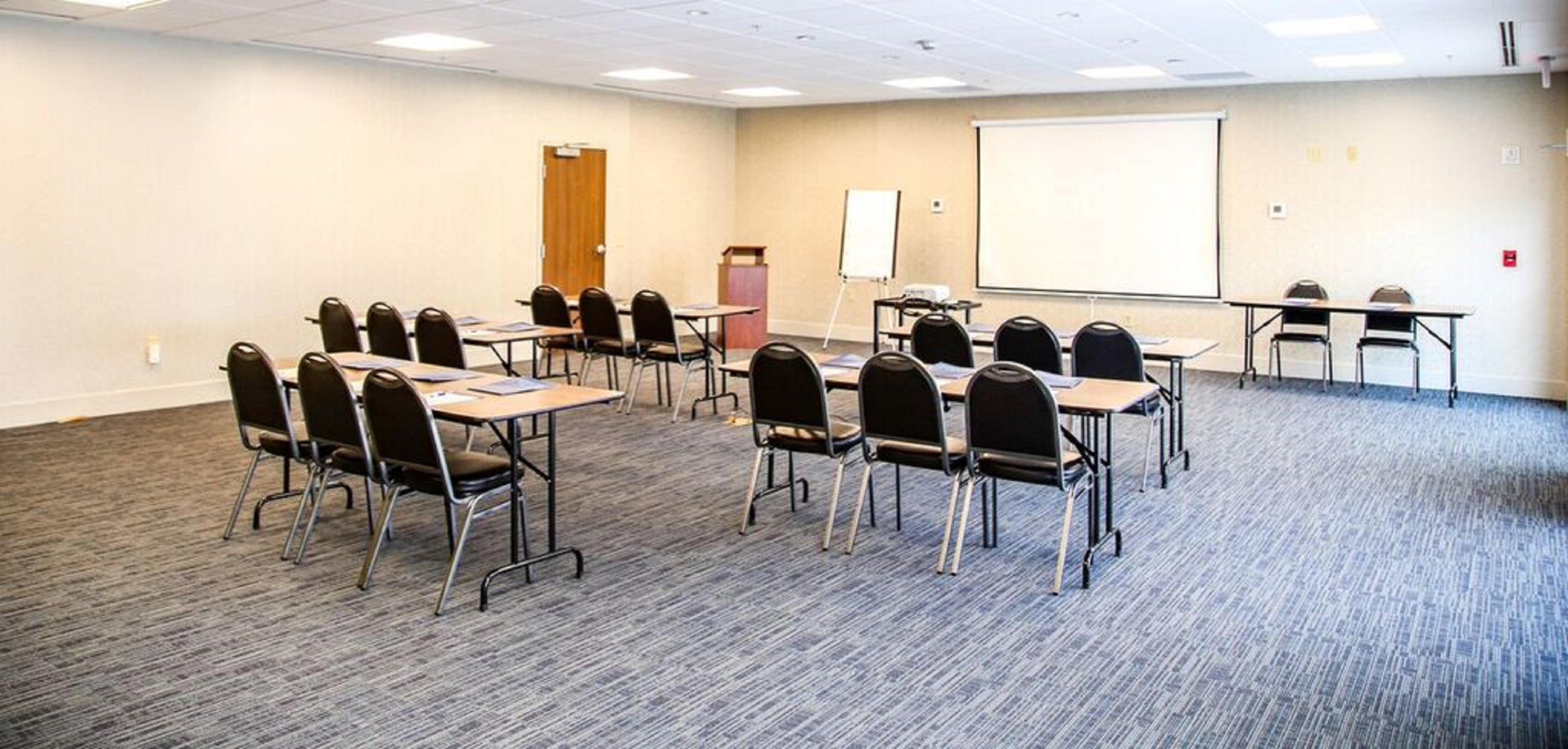Holiday Inn Express & Suites Kingston-Ulster By Ihg