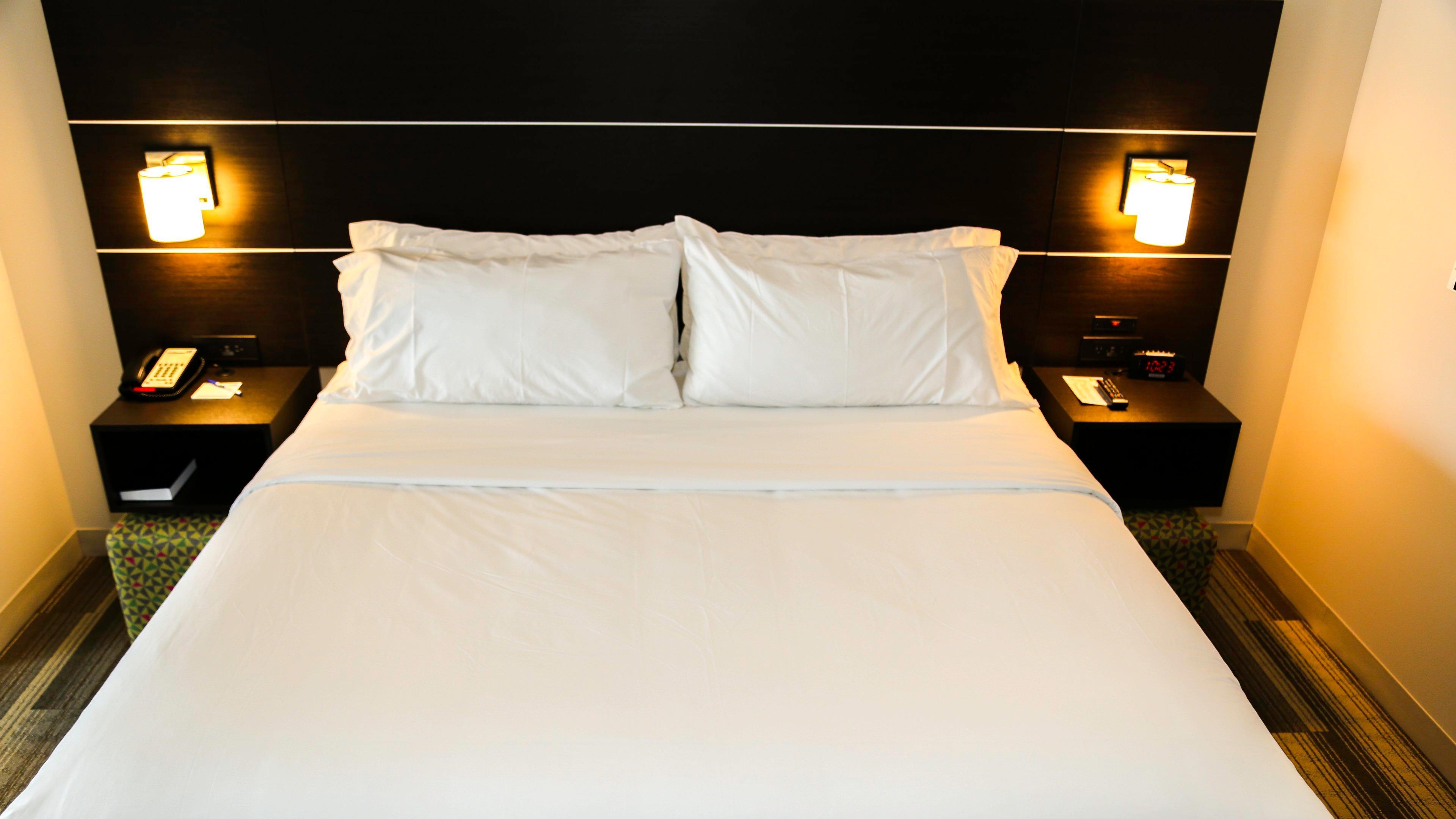 Express & Kingston-ulster By Ihg Hotel 3*
