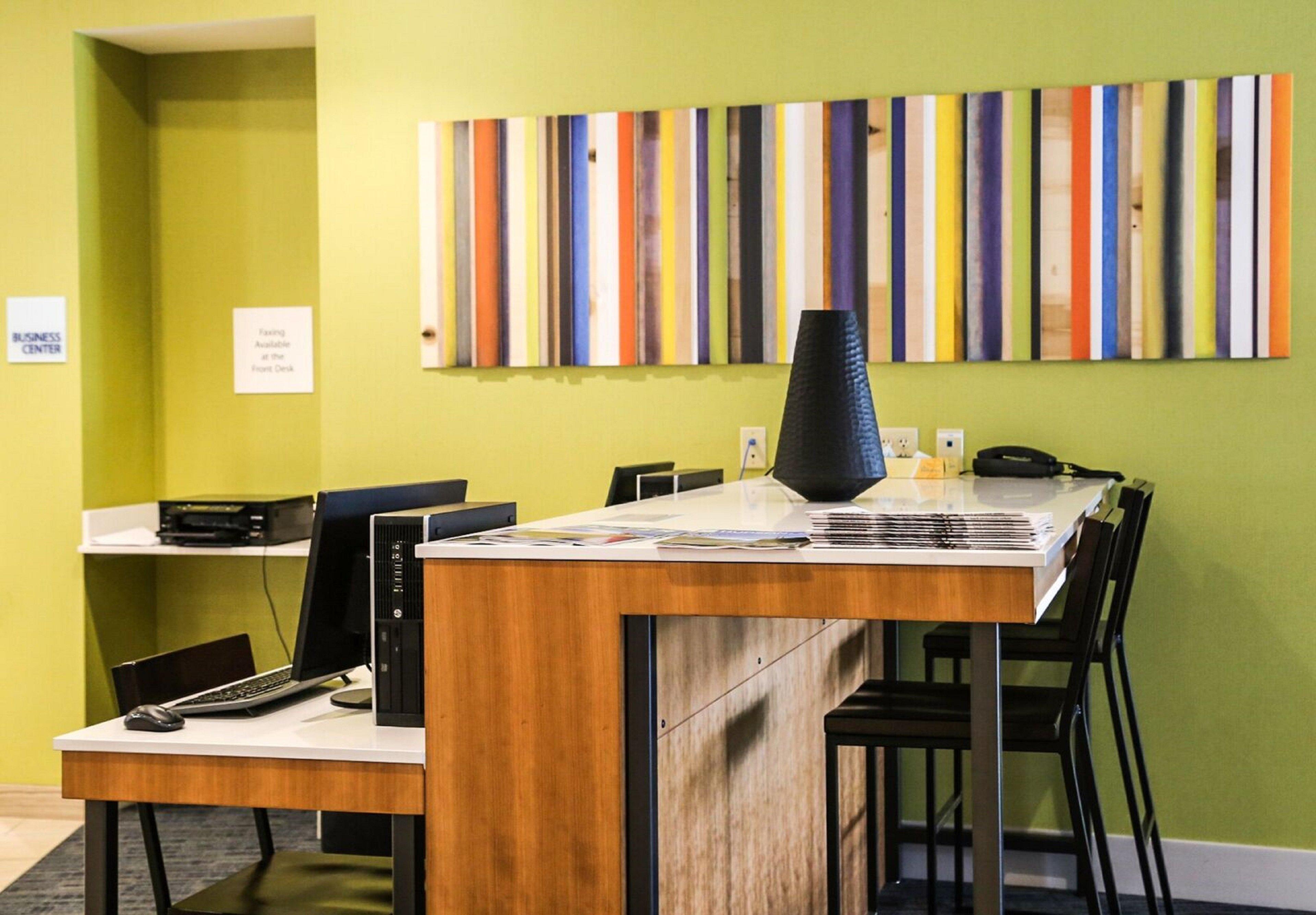 Hotel Express & Kingston-ulster By Ihg 3*