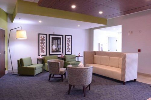 Holiday Inn Express & Suites Kingston-Ulster By Ihg Hotel