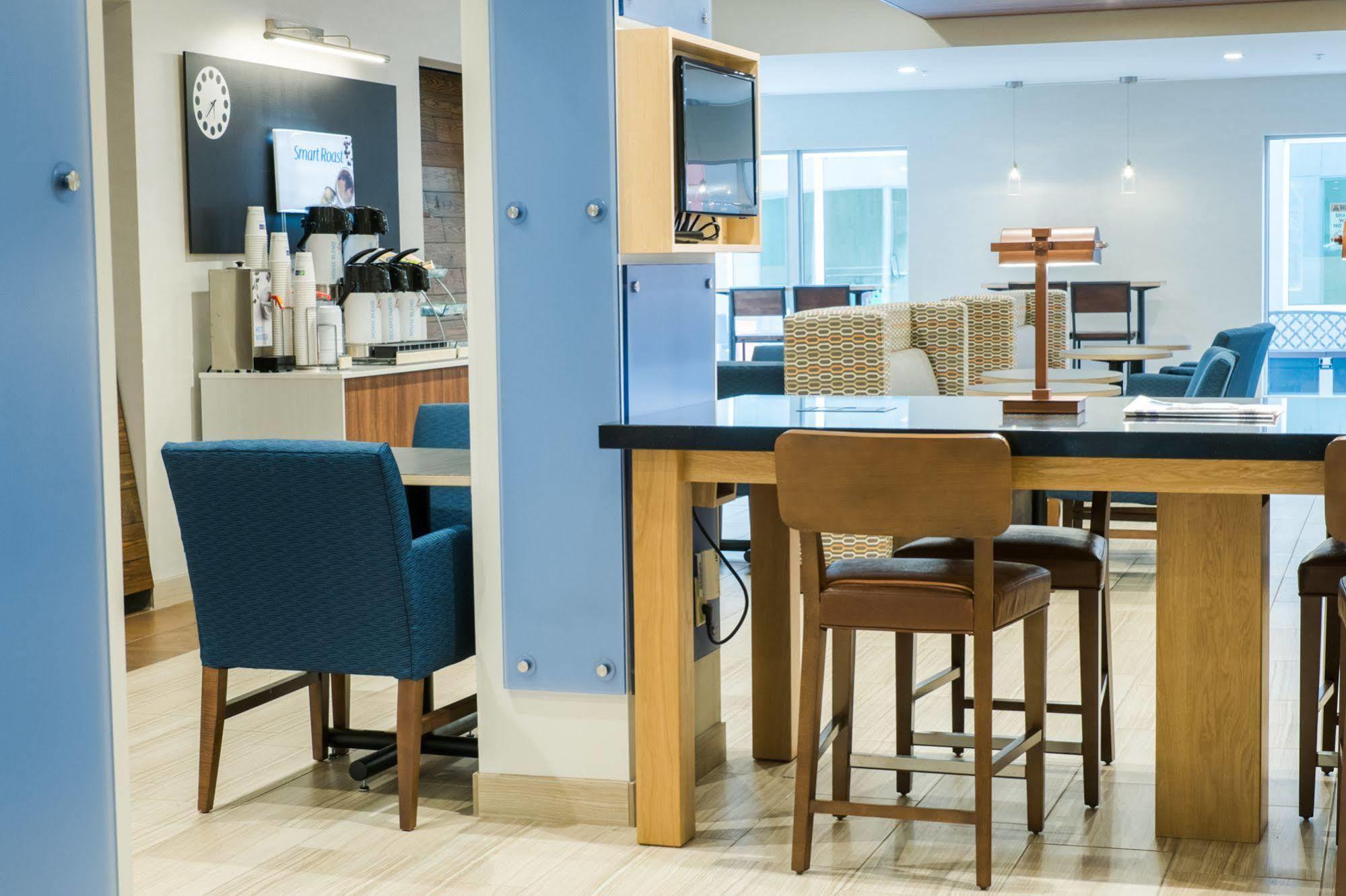 Holiday Inn Express & Suites Kingston-Ulster By Ihg Hotel Lake Katrine