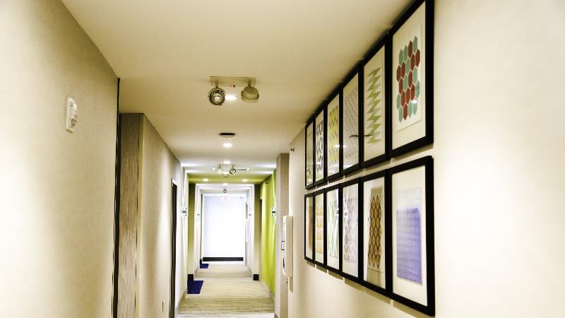 Express & Kingston-ulster By Ihg Hotel 3*